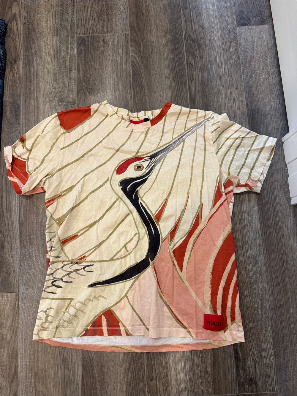 HUGO Cream Tee with Coral & Black Crane Graphic